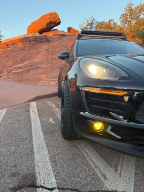 Black 2018 Porsche Macan Macan GTS