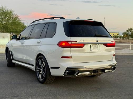 2019 BMW X7 xDrive50i