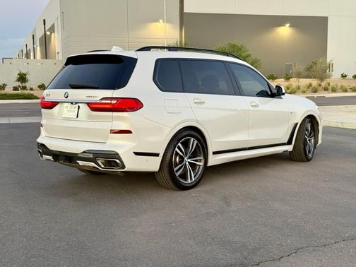 2019 BMW X7 xDrive50i