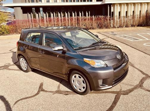2009 Scion xD Base