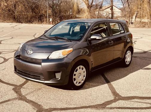 2009 Scion xD Base