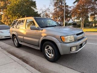 2001 INFINITI QX4 Base