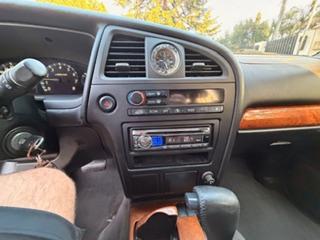 2001 INFINITI QX4 Base