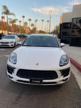2018 Porsche Macan Macan