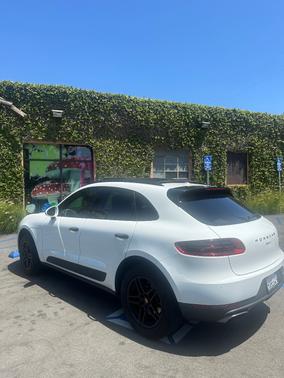 2018 Porsche Macan Macan