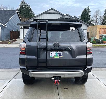 Photo 5 of 12 of 2020 Toyota 4Runner TRD Off Road Premium