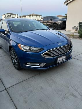 Blue 2017 Ford Fusion SE
