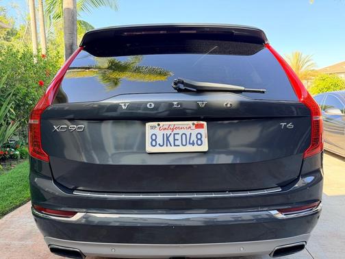 Gray 2016 Volvo XC90 T6 Inscription