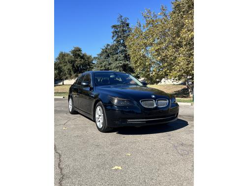2010 BMW 528 i
