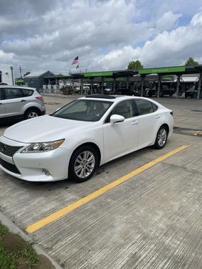 White 2014 Lexus ES 350 Base