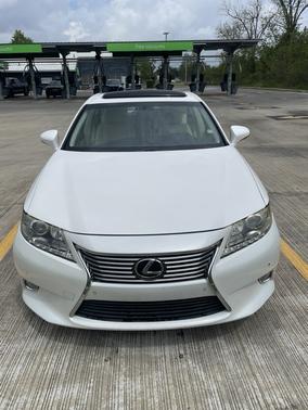 White 2014 Lexus ES 350 Base
