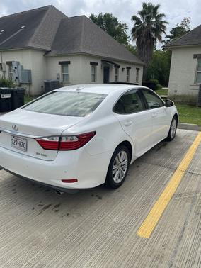 White 2014 Lexus ES 350 Base