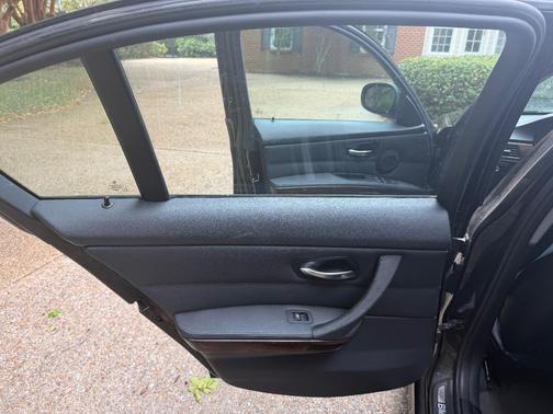 Black 2011 BMW 328 i