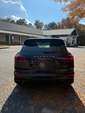 2016 Porsche Cayenne Cayenne Turbo
