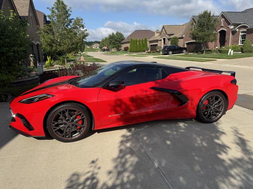 2023 Chevrolet Corvette Stingray w/2LT