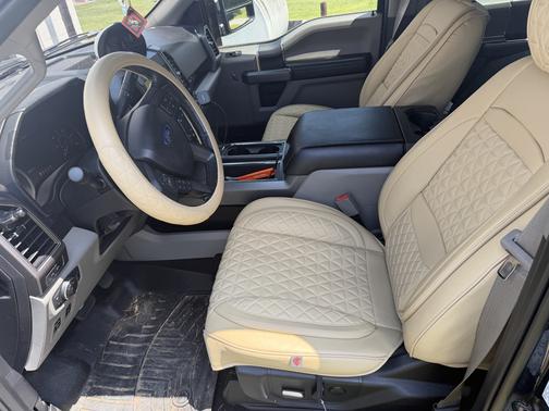 Blue 2019 Ford F-150 XLT