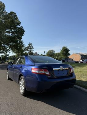 Blue 2010 Toyota Camry XLE