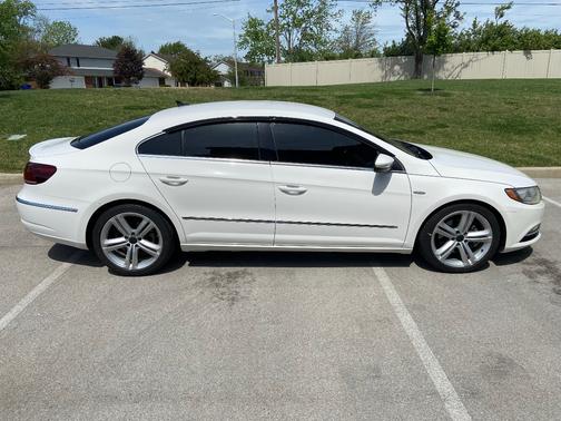 White 2013 Volkswagen CC 2.0T Sport