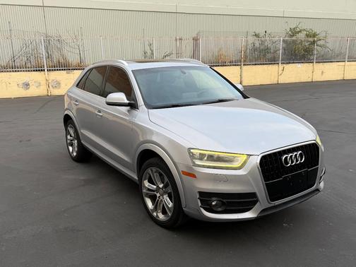 Gray 2015 Audi Q3 2.0T Prestige