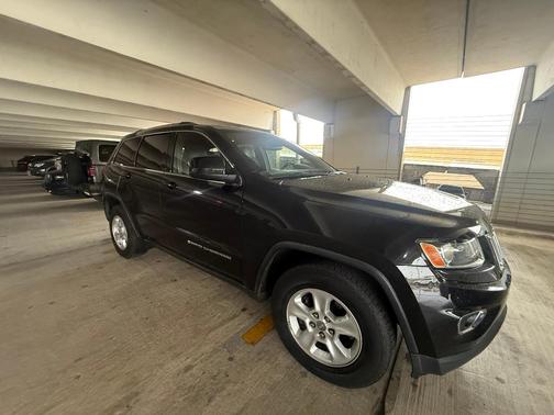 Black 2015 Jeep Grand Cherokee Laredo