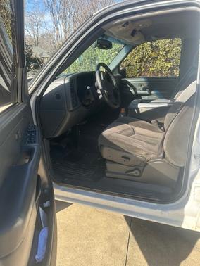 2005 Chevrolet Silverado 2500 LS H/D Crew Cab