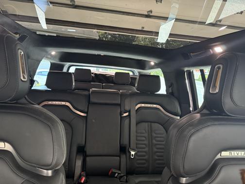 2023 Rivian R1S Adventure Quad-Motor Large Package