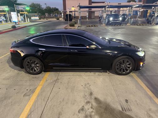 2019 Tesla Model S 100D