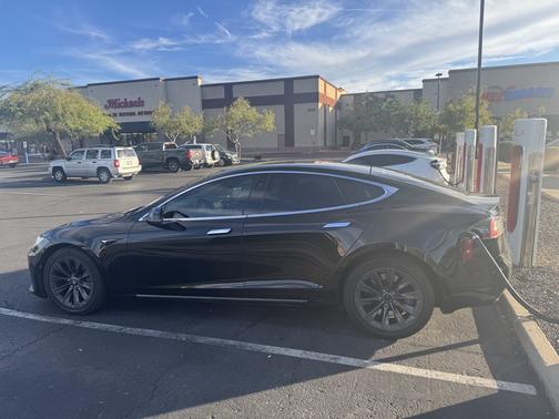 2019 Tesla Model S 100D