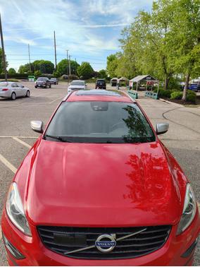 Red 2016 Volvo XC60 T6 R-Design Platinum