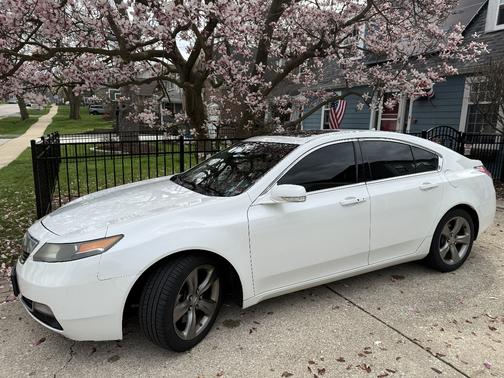 White 2013 Acura TL Technology