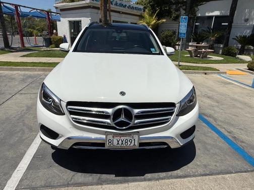 White 2019 Mercedes-Benz GLC 300 Base