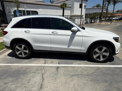 White 2019 Mercedes-Benz GLC 300 Base
