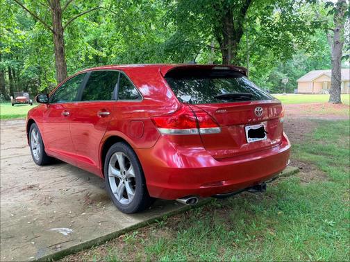 Red 2010 Toyota Venza Base