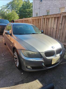 Gray 2011 BMW 328 i xDrive