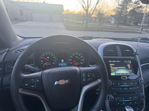 2015 Chevrolet Malibu 1LT