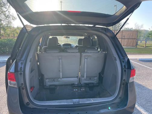 Gray 2015 Honda Odyssey LX