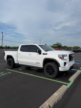 White 2021 GMC Sierra 1500 Elevation