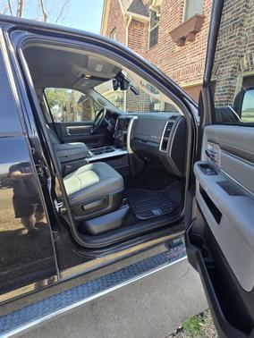 2018 RAM 1500 SLT