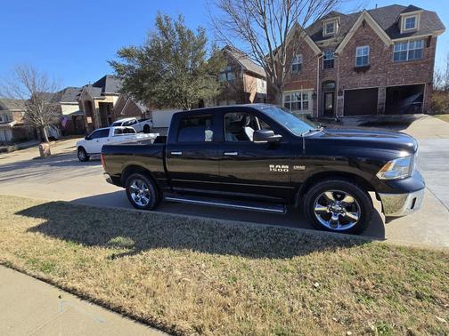 2018 RAM 1500 SLT