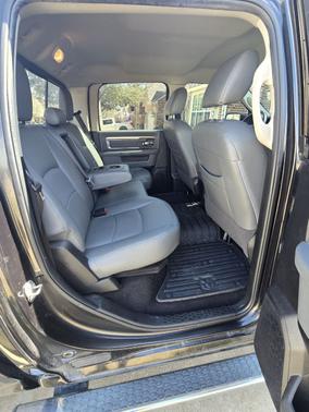 2018 RAM 1500 SLT