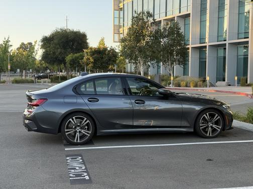 Gray 2022 BMW 330 i
