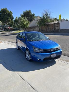 Blue 2010 Ford Focus SES