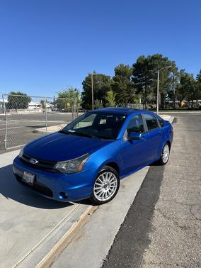 Blue 2010 Ford Focus SES