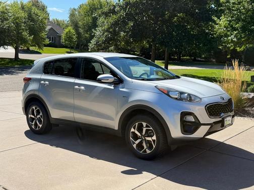 Silver 2020 Kia Sportage LX
