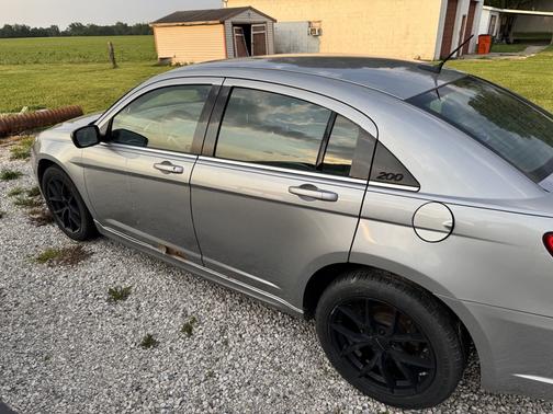 2014 Chrysler 200 Limited