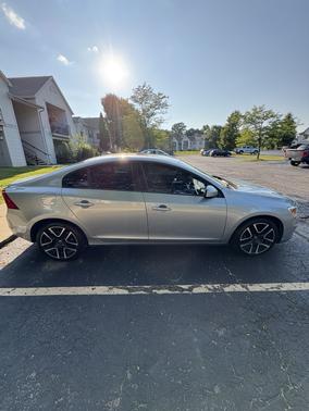 2018 Volvo S60 T5 Dynamic