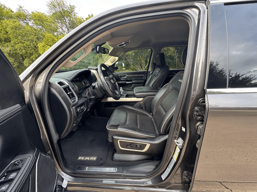 Gray 2019 RAM 1500 Laramie