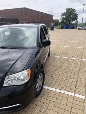 2012 Chrysler Town & Country Touring