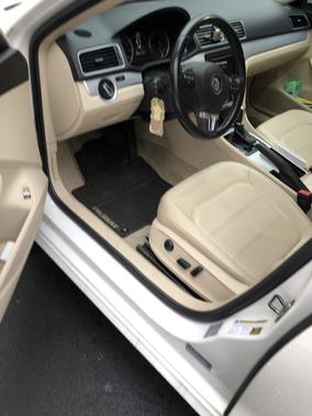 2012 Volkswagen Passat 2.5 SE