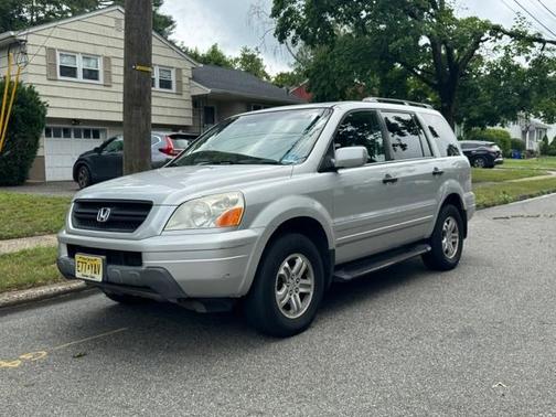 Gray 2005 Honda Pilot EX-L